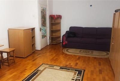 Garsoniera decomandata, parter, 42mp, bl.1986, Basarabia-Costin Georgian - 2