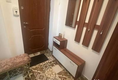 Apartament cu 3 camere semidecomandat în Sala Palatului - 13