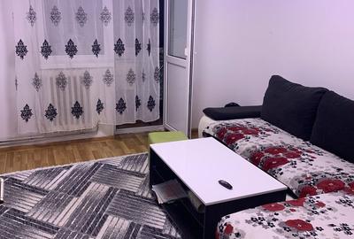 Apartament cu 2 camere decomandat în Cetate