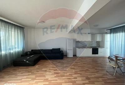 Casă cu 3 camere cu Canalizare în Central