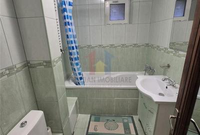 Apartament cu 3 camere decomandat în Obor - 7