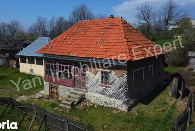 Casă cu 2 camere cu Teren 10156 Mp în Valea Iașului - 5