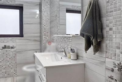 Casă cu 5 camere cu Teren 700 Mp în Central - 5