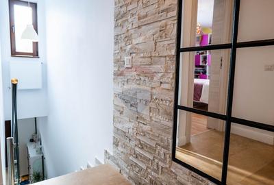 Vanzare - vila 4 camere de complet mobilata, str. Caisului - Dobroesti - 19