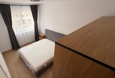 Apartament cu 2 camere în Tractorul