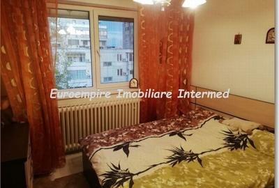 Apartament 4 camere semidecomandat Constanta zona TOMIS III - 6