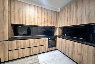 Apartament ultrafinisat, Central, 3 camere,74mp, 2 bai, garaj subteran - 6