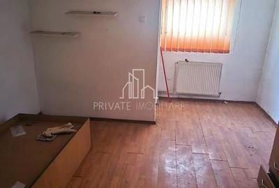 Garsonieră decomandată în 7 Noiembrie - 10