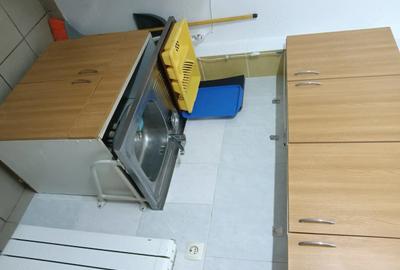 Garsonieră decomandată în Romană - 2