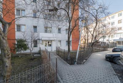 Apartament cu 3 camere decomandat, mobilat în Alexandru cel Bun - 18