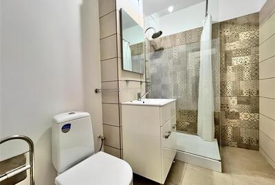 Apartament Renovat cu 2 Camere si Parcare zona Centrala - 6