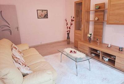 Apartament cu 3 camere decomandat în Sebeș - 1