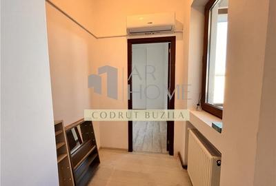 Apartament cu 4 camere semidecomandat în Central - 9