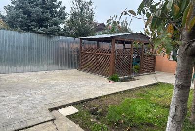 Casă cu 3 camere de închiriat Casă cu 3 camere de închiriat - 1