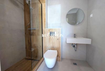 Apartament cu 3 camere decomandat în Tractorul - 15