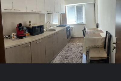Inchiriez apartament 2 camere decomandat zona Brotacei - 4