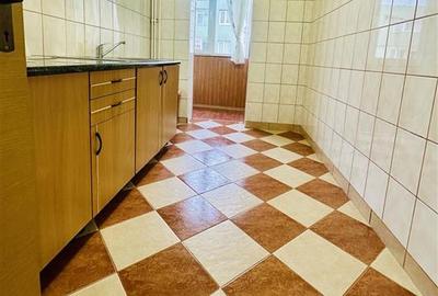 Apartament cu 2 camere decomandat în Astra - 3