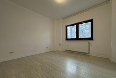 COLENTINA - Teiul Doamnei | 3 Camere Nemobilat | Boiler - 10