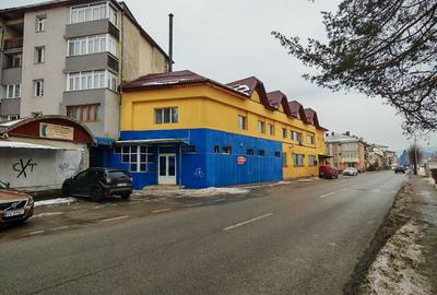 Spațiu comercial, de 220 mp, în Central - 7