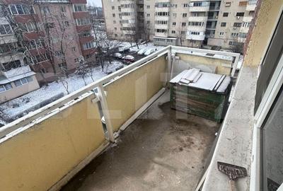 Apartament cu 2 camere decomandat în Steaua - 11