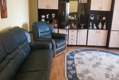 Apartament cu 2 camere decomandat în Micro 17