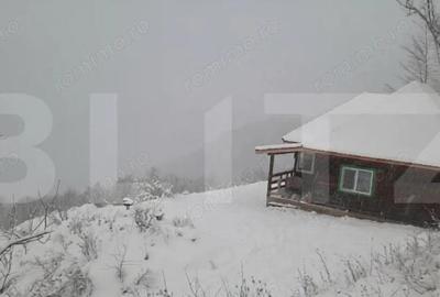 Casă cu Teren 1000 Mp în Șugag - 2