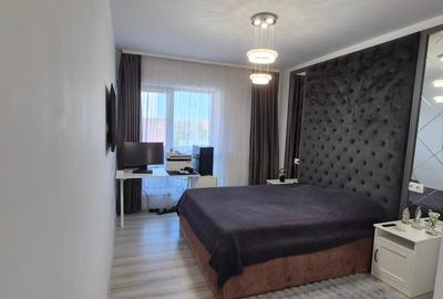 Apartament cu 3 camere semidecomandat, mobilat în Berceni - 7