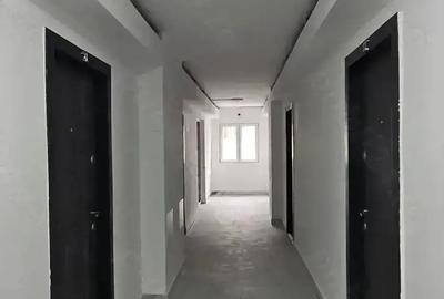 Garsonieră decomandată în Titan - 4