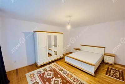 Casa renovata cu 2 camere si curte libera de 118 mp in zona Lazaret - 1