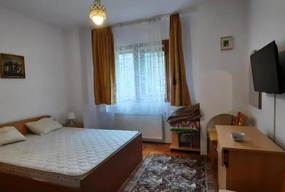 Casă individuală cu 11 camere cu Garaj în Bușteni - 5