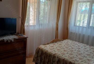 Casă cu 4 camere în Breazu - 2