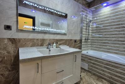 Apartament cu 3 camere decomandat, mobilat în Tractorul - 8