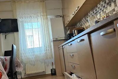 Casă cu 3 camere decomandat în Casa de Cultură - 2