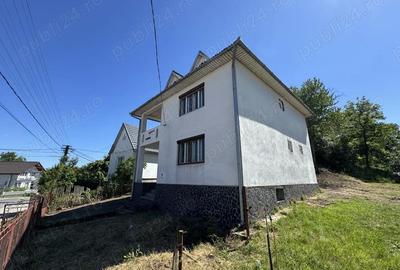 Casă cu Teren 1662 Mp în Remeți - 8