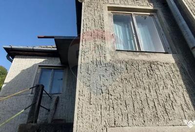 Casă cu 4 camere cu Teren 720 Mp în Central - 7