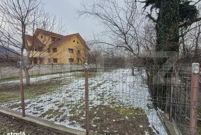 Teren de 1025 mp, în Scoarța - 2