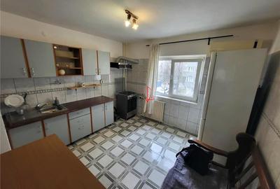 Apartament cu 3 camere decomandat în Unirii - 13