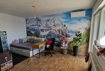 Apt 2 camere decomandat - 99.000 eur - 52mp - metrou 1 Decembrie 1918