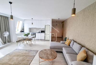 Apartament cu 3 camere decomandat, mobilat în Blumăna