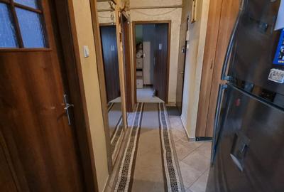 Apartament cu 3 camere nedecomandat în Podu Roș - 6