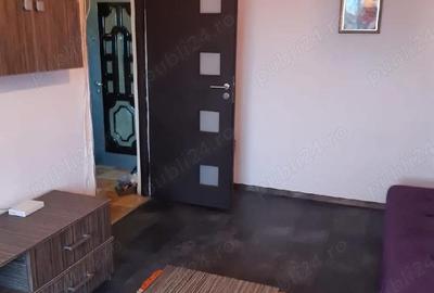 Apartament cu 2 camere decomandat în Rahova - 2