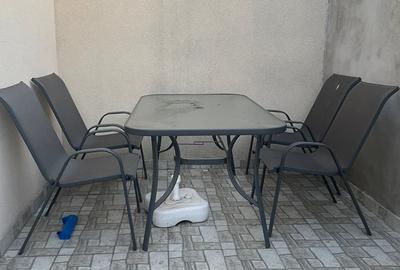 Casă cu 2 camere cu Teren 300 Mp în Central