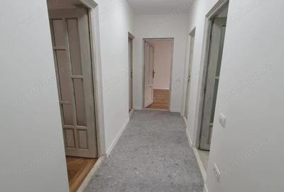 Apartament cu 3 camere decomandat în Circumvalațiunii - 7