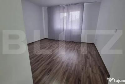 Casă cu 2 camere cu Teren 4600 Mp în Central