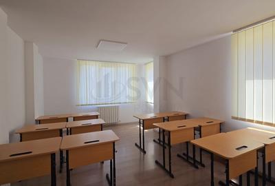 Casă individuală cu 13 camere cu Canalizare în Titulescu - 3