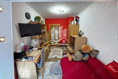 Apartament cu 3 camere decomandat în Central - 1
