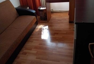 Apartament cu 3 camere - zona centru - Tg Cucu - 9