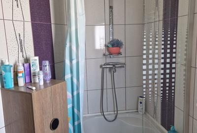 Apartament cu 2 camere decomandat în Rahova - 6