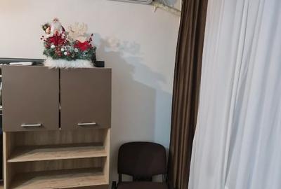 Vând Apartament 3 camere Râul Doamnei - 3