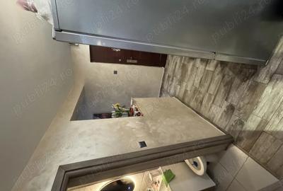 Ap 2 cam,baie, bucatarie, balcon si beci la parter in zona Republicii